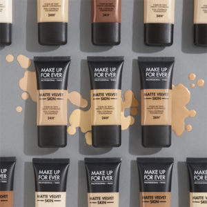 MAKE UP FOR EVER MAT VELVET + MATTIFYING FOUNDATION