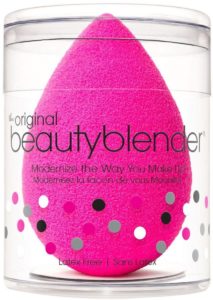 Which Is Better: Beauty Blender Or Makeup Brush?